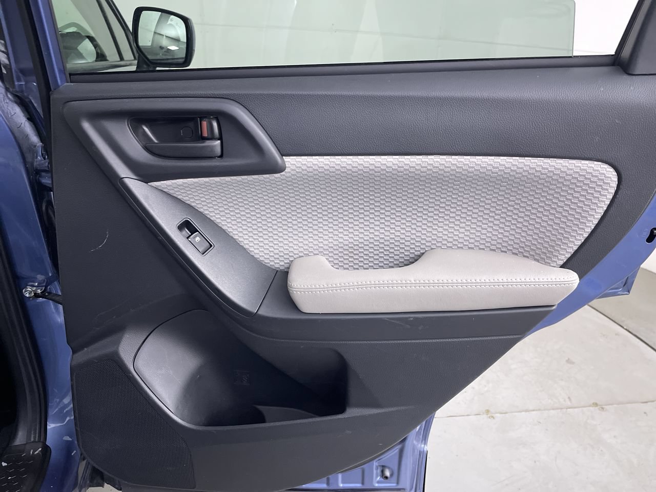Used 2018 Subaru Forester 2.5i Premium AWD/4WD image 21