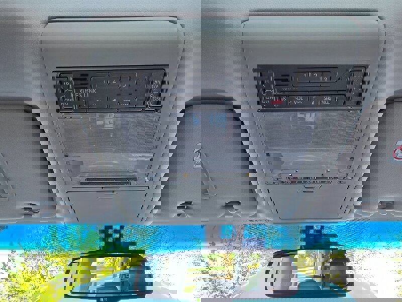 Used 2009 Lexus LX 570 4WD image 54