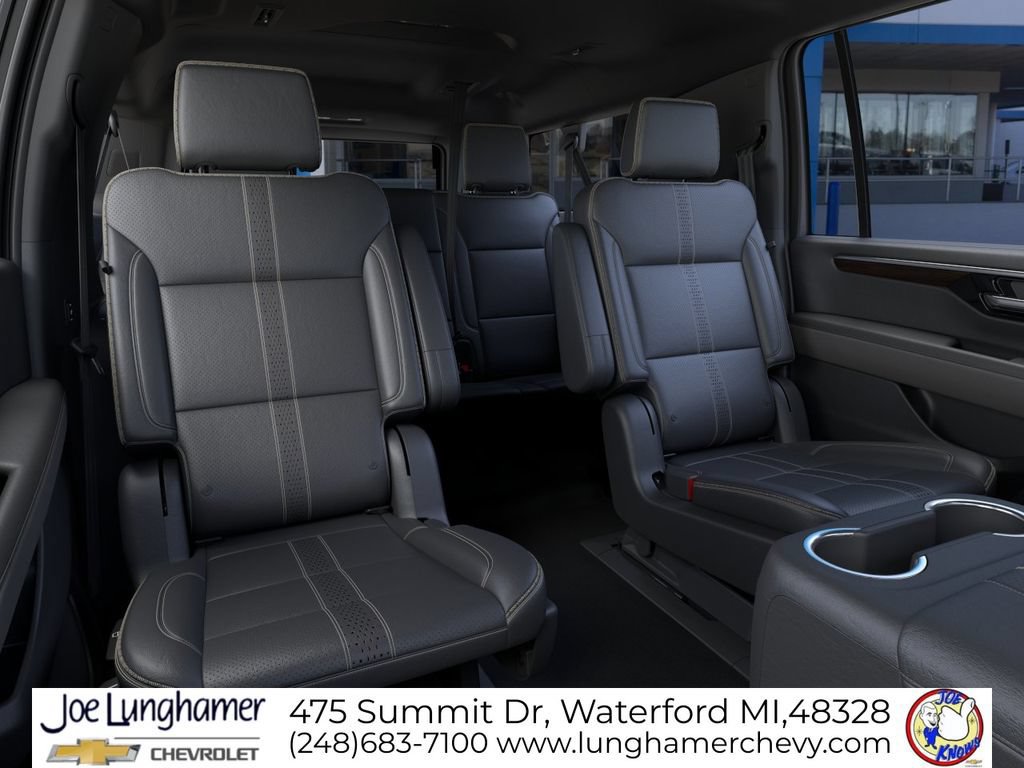 New 2026 Chevrolet Suburban High Country AWD/4WD image 19