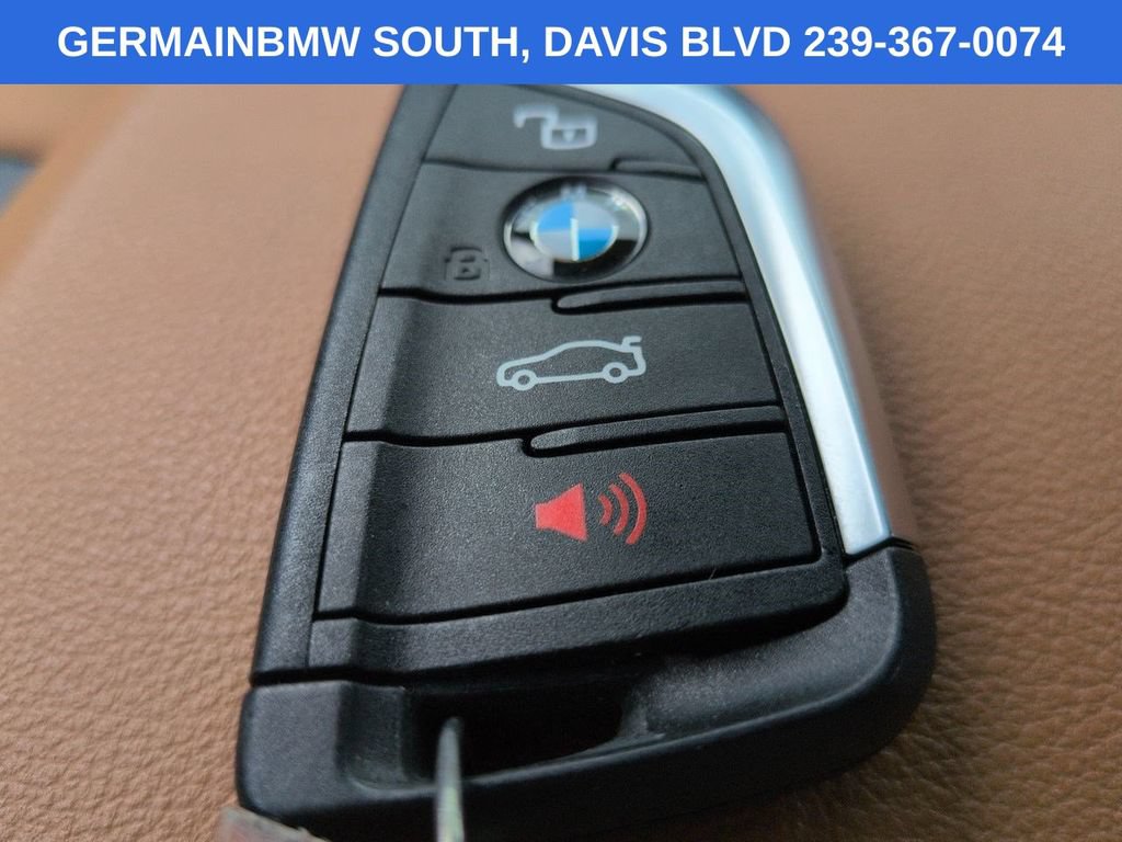 Used 2024 BMW 330i xDrive Sedan AWD/4WD image 33