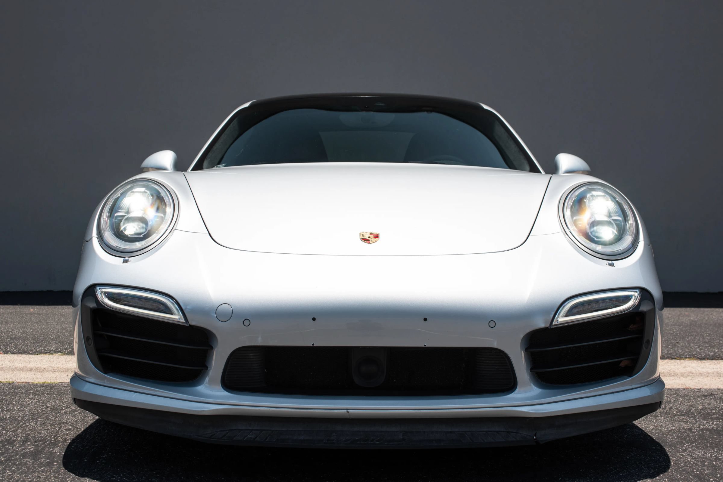Used 2014 Porsche 911 Turbo S AWD/4WD image 3