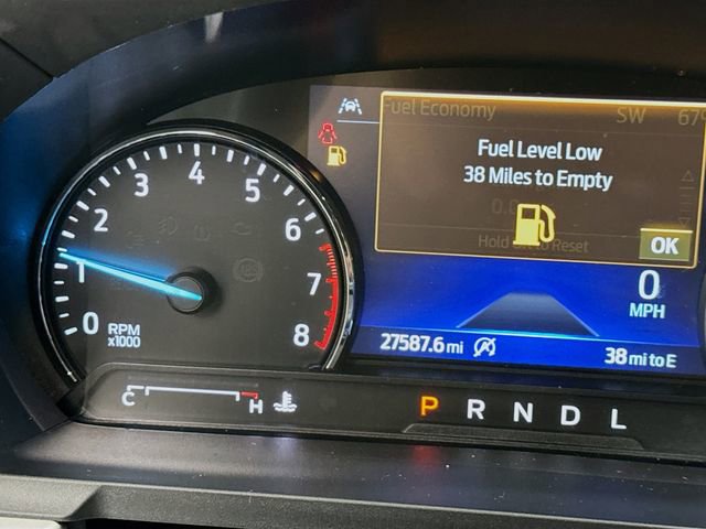 Used 2022 Ford Explorer XLT w/ Equipment Group 202A image 12