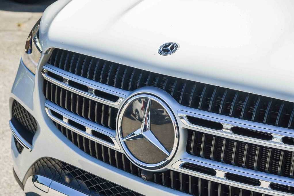 Used 2024 Mercedes-Benz GLE 350 4MATIC image 9