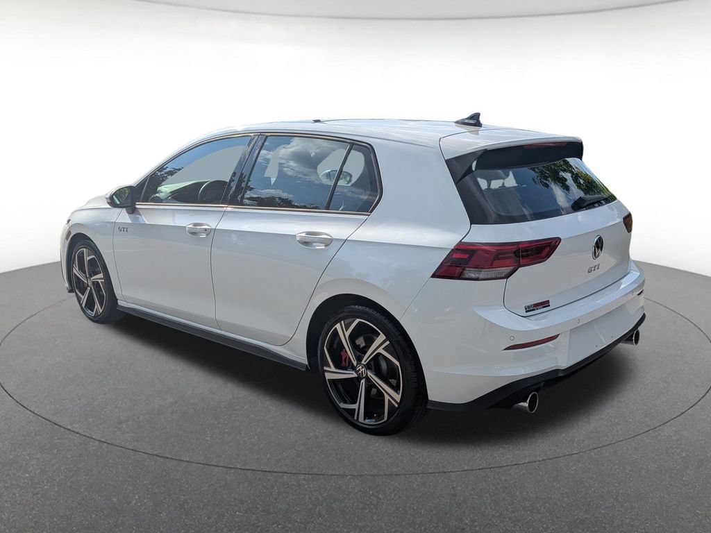 Used 2026 Volkswagen GTI SE FWD image 3