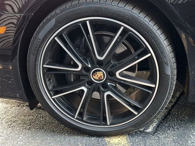 Certified 2023 Porsche Panamera 4 Platinum Edition image 15