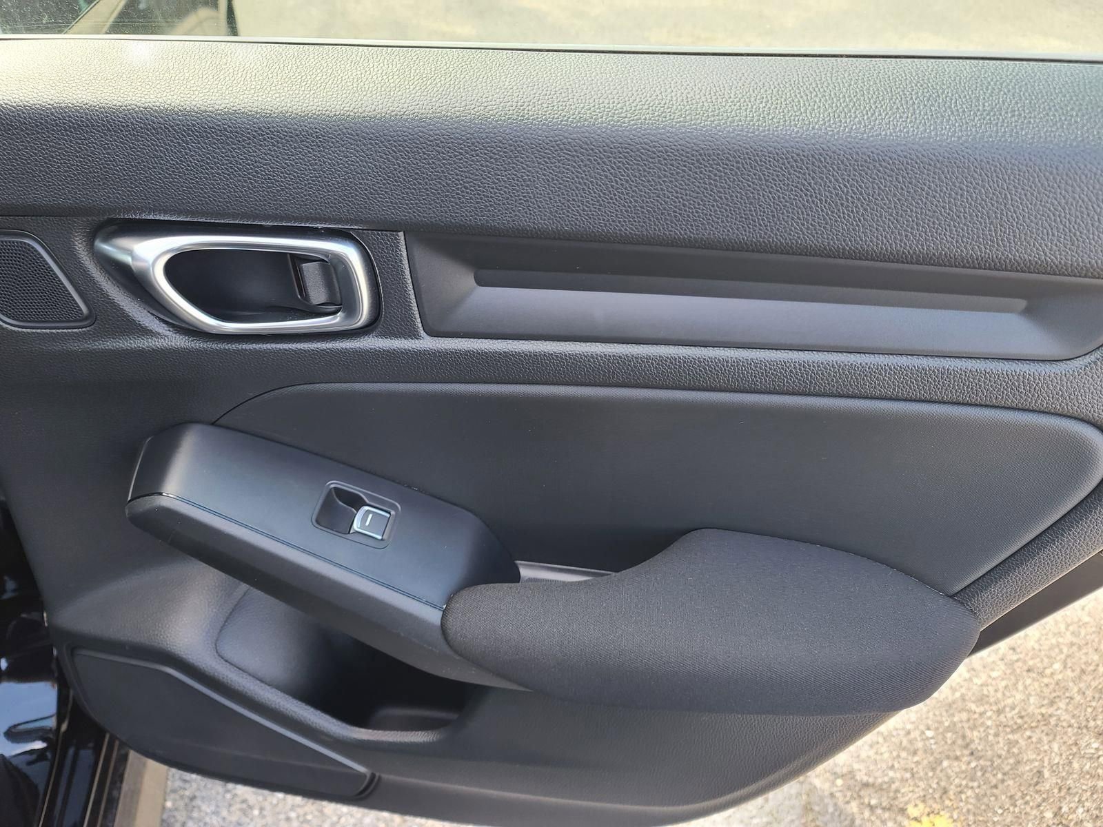 Used 2024 Honda Civic Sport image 11