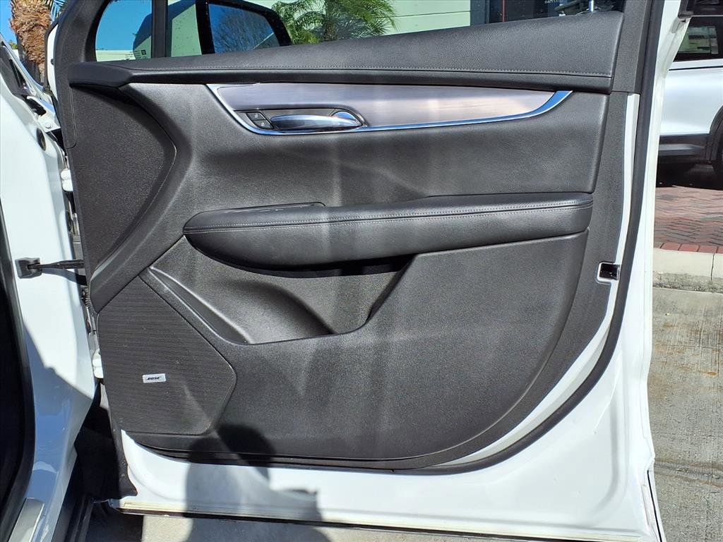 Certified 2022 Cadillac XT6 Luxury image 11