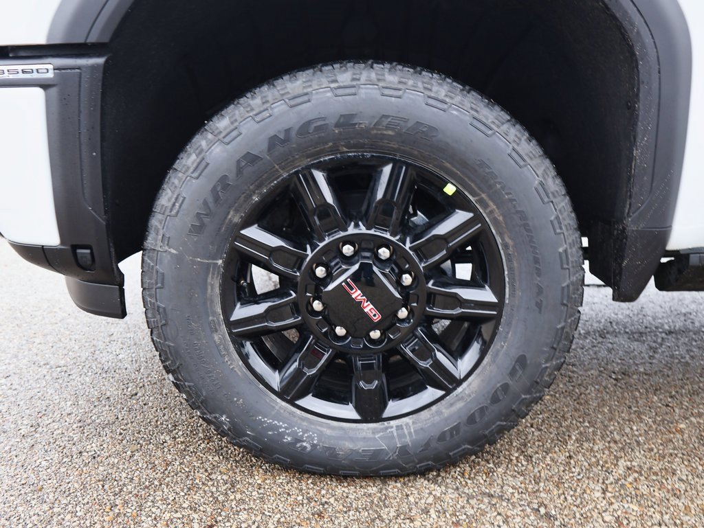 New 2026 GMC Sierra 3500 AT4 w/ AT4 Premium Plus Package image 37