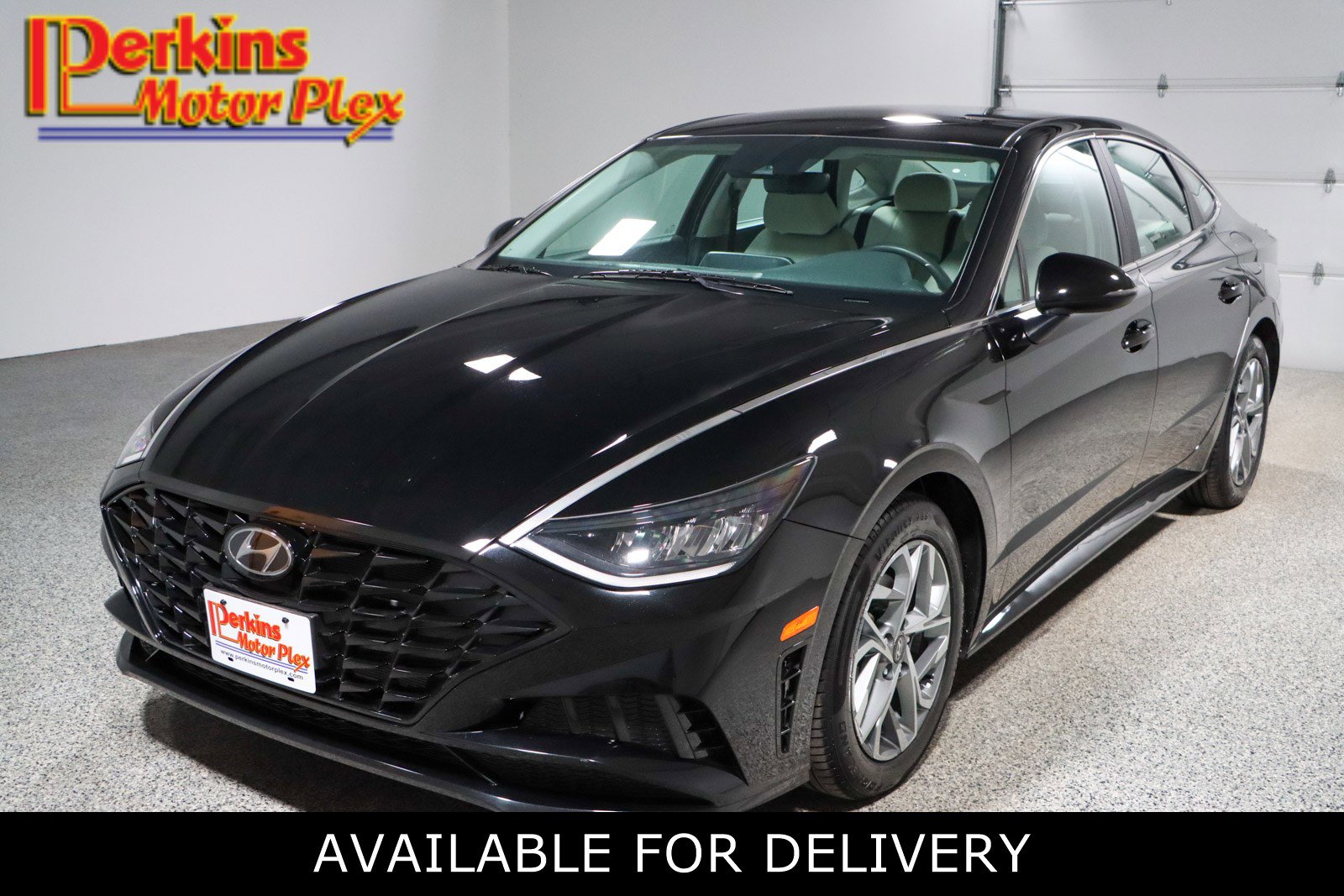 Used 2023 Hyundai Sonata SEL w/ Cargo Package image 1