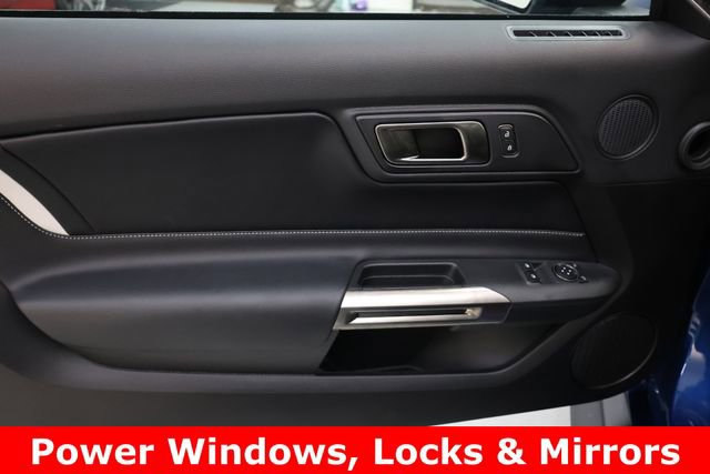 Used 2022 Ford Mustang Shelby GT500 w/ Carbon Fiber Track Pack RWD image 47