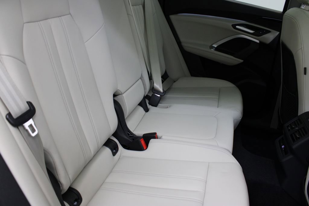 New 2025 Audi Q5 Premium image 20