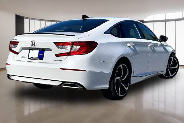 Used 2022 Honda Accord Sport image 6