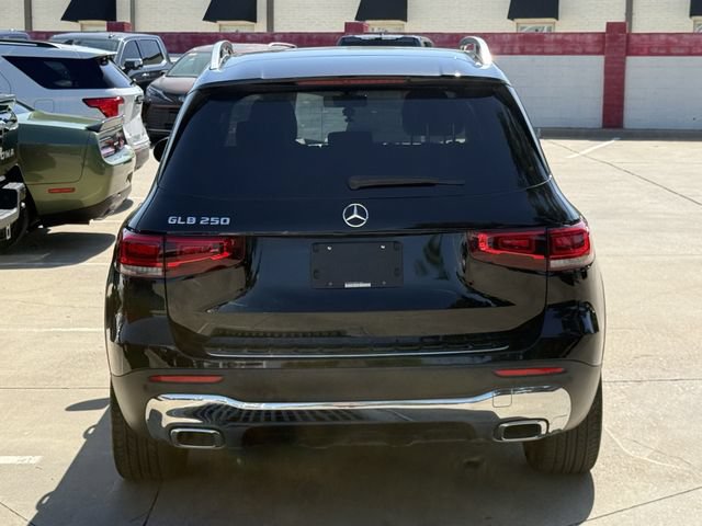 Used 2021 Mercedes-Benz GLB 250 image 5