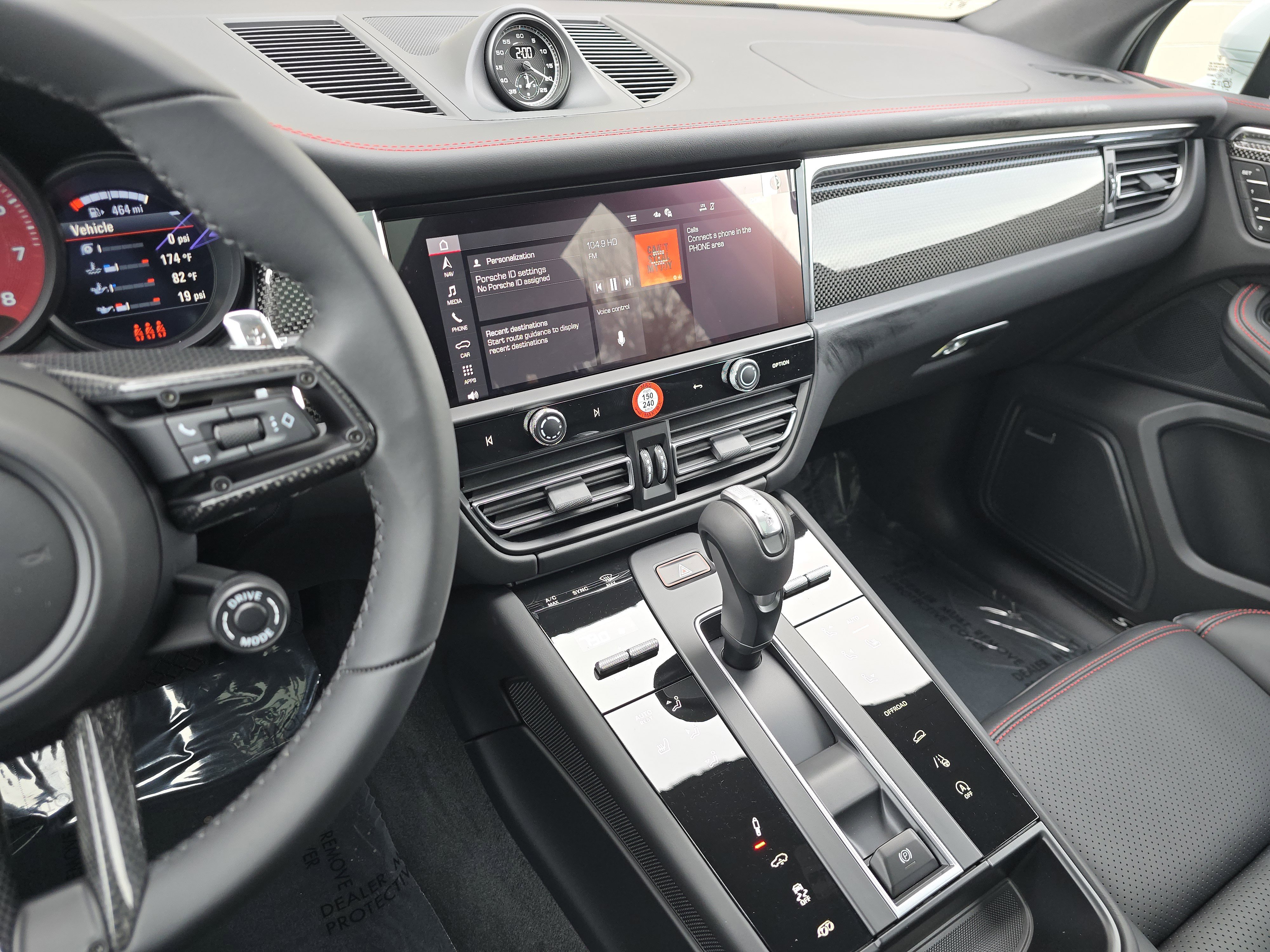 New 2026 Porsche Macan GTS image 21