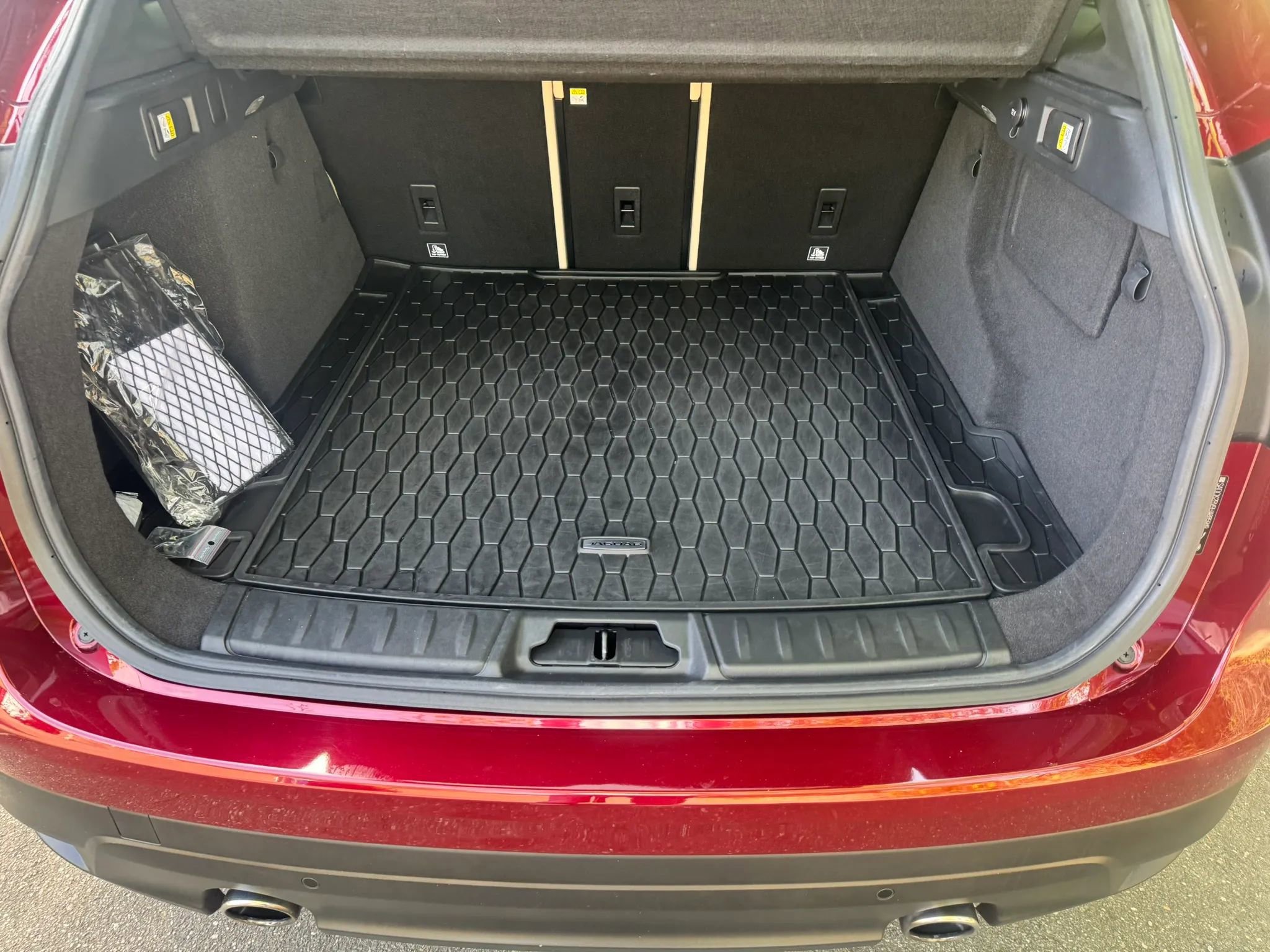 Used 2017 Jaguar F-PACE Prestige image 22