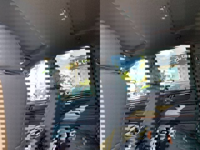 New 2025 GMC Sierra 2500 AT4 w/ AT4 Preferred Package image 11