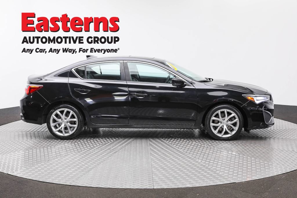 Used 2019 Acura ILX Base image 4