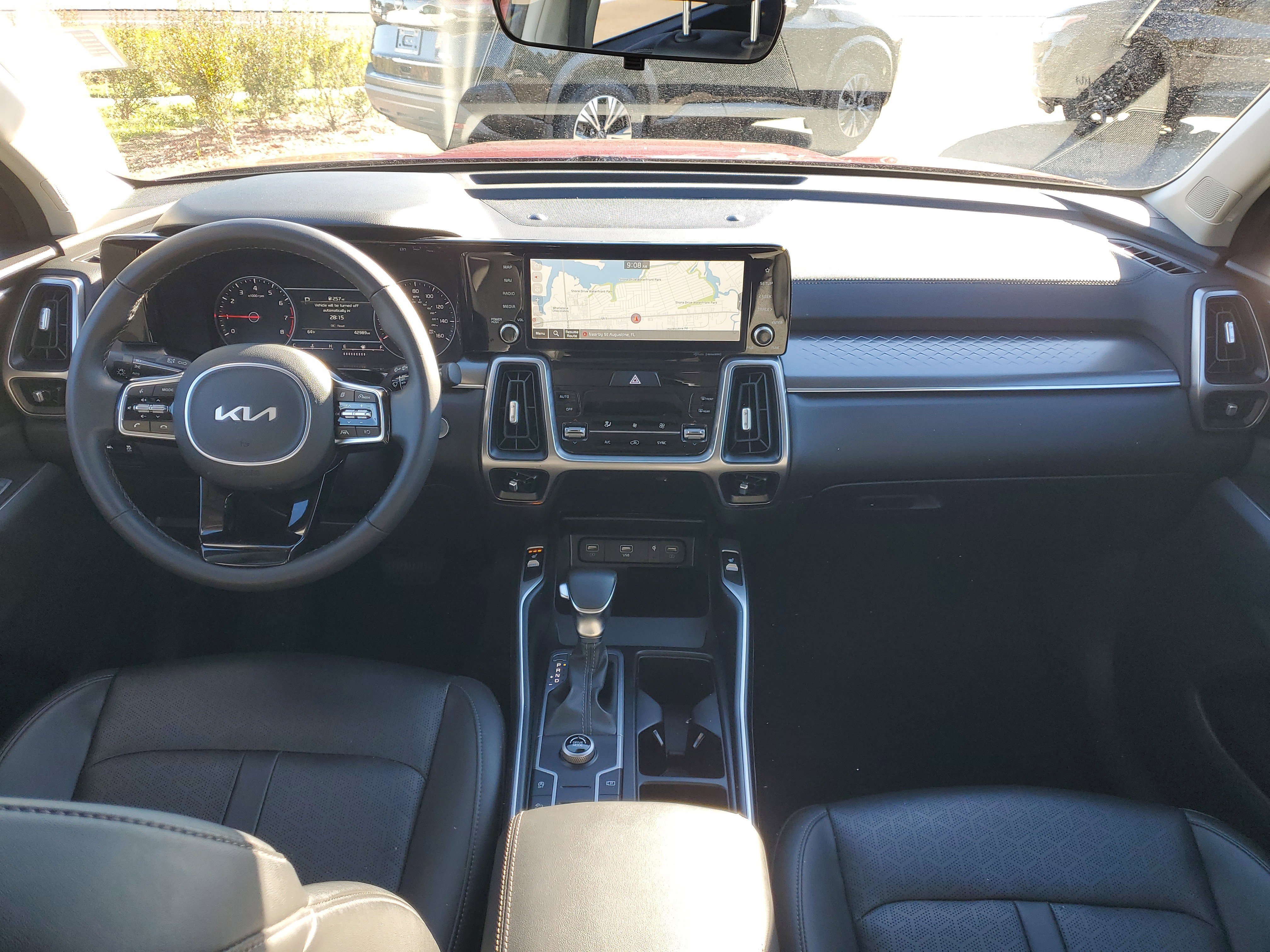 Certified 2023 Kia Sorento S w/ Panoramic Sunroof Package image 17