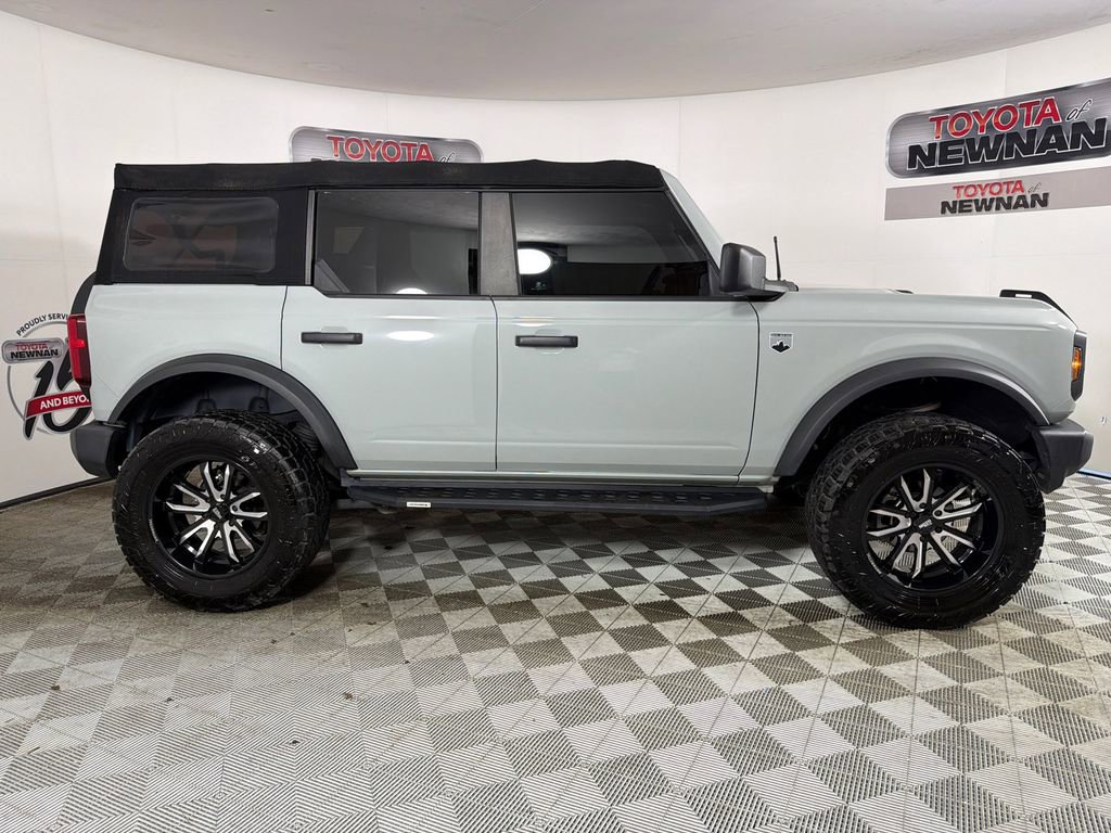 Used 2021 Ford Bronco Big Bend image 2