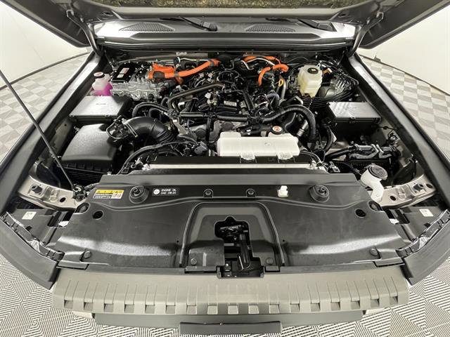 Certified 2025 Toyota Land Cruiser image 25