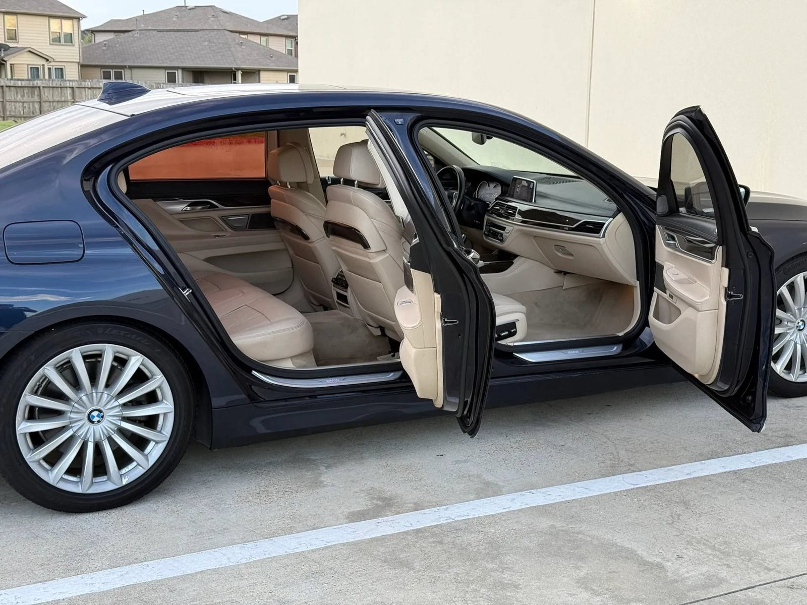 Used 2016 BMW 740i RWD image 20