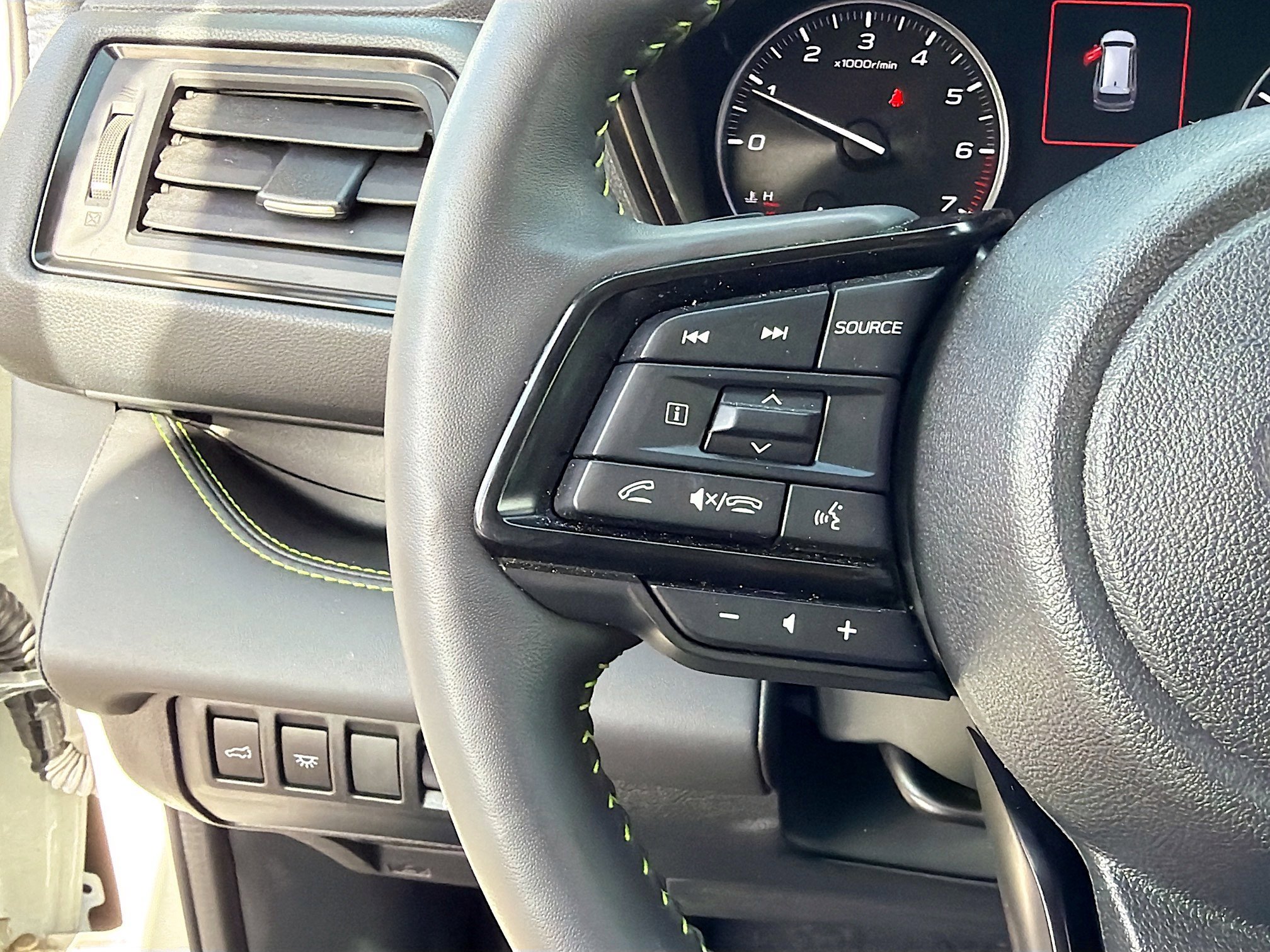 Certified 2025 Subaru Ascent Bronze Edition image 38