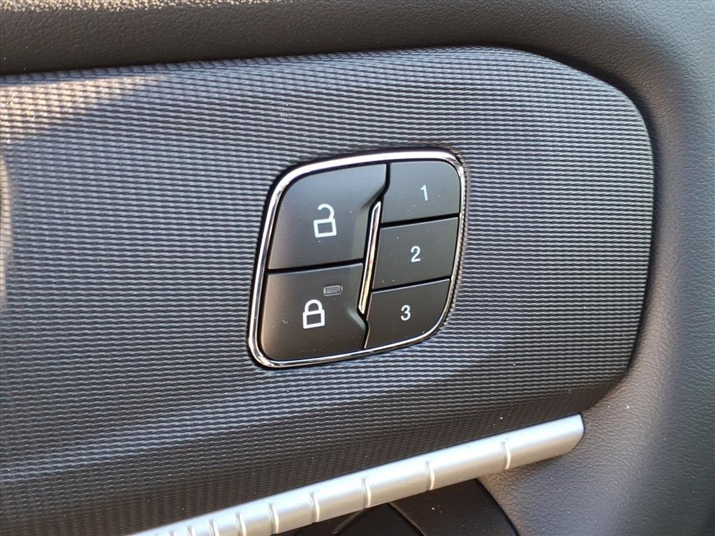 New 2026 Ford Explorer Tremor w/ Tremor Convenience Package image 19