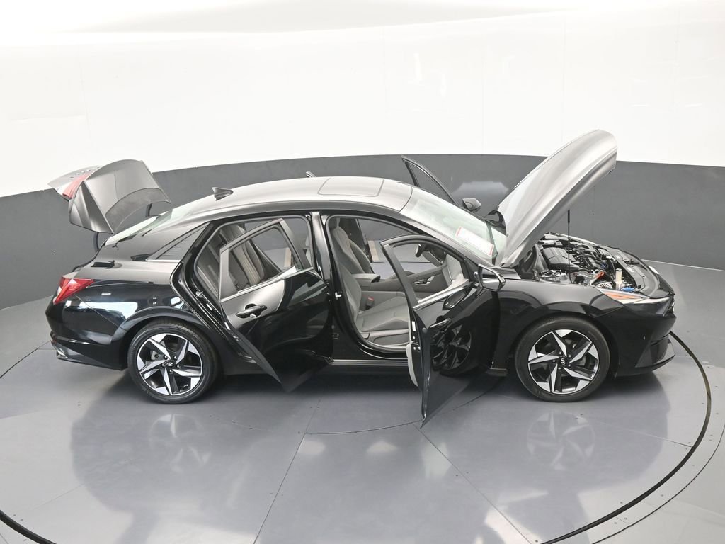 Used 2022 Hyundai Elantra SEL w/ Convenience + Premium Package image 68