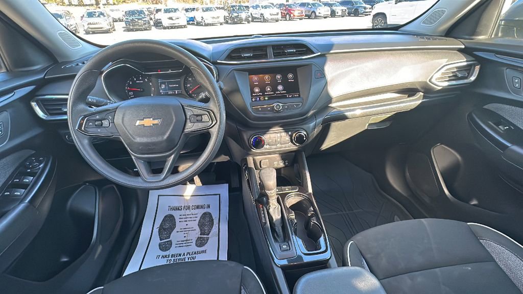Used 2023 Chevrolet TrailBlazer LT image 16