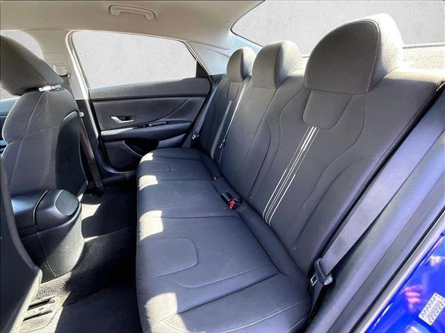 Used 2021 Hyundai Elantra SEL image 28