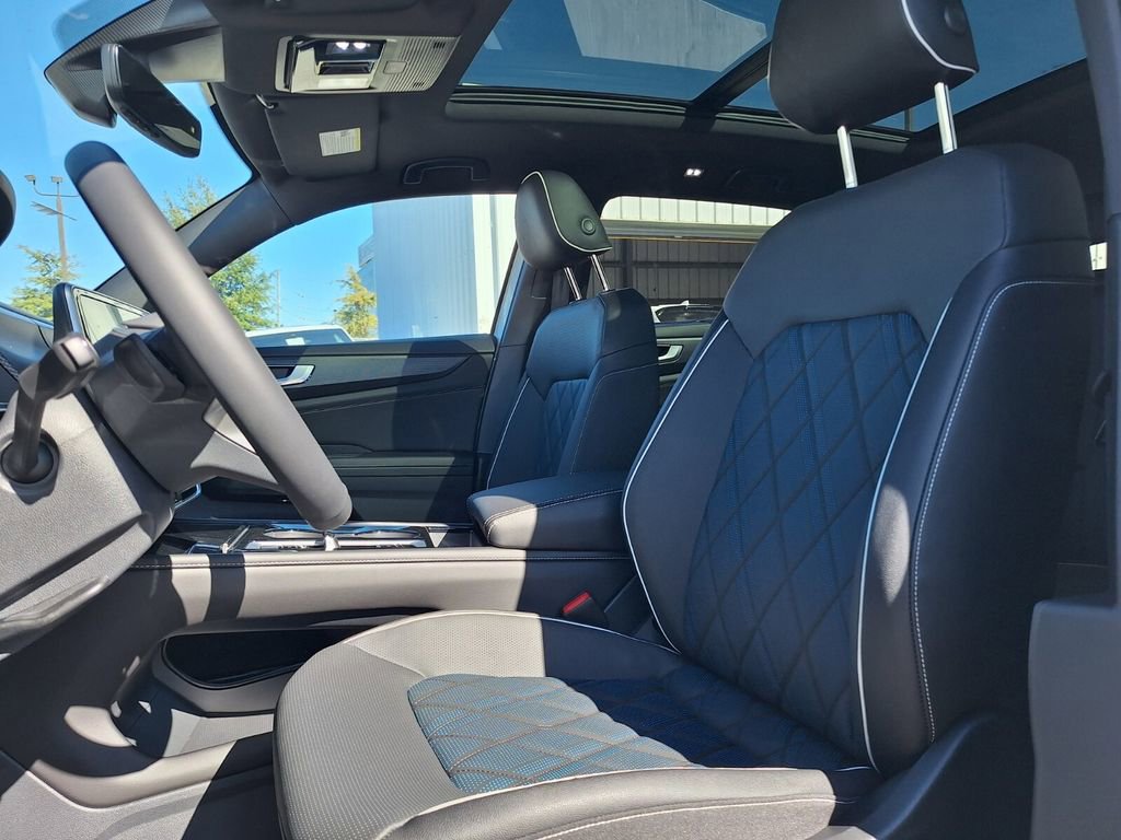 New 2026 Volkswagen Atlas Cross Sport SEL Premium R-Line image 21