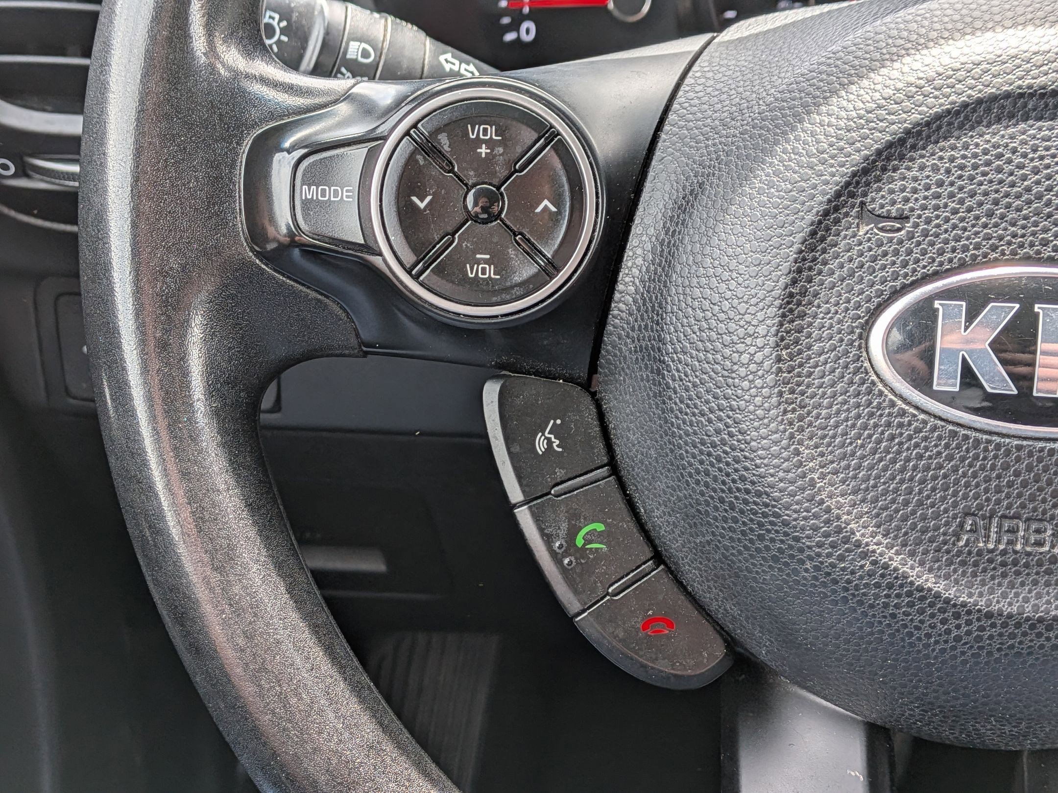Used 2015 Kia Soul FWD image 15