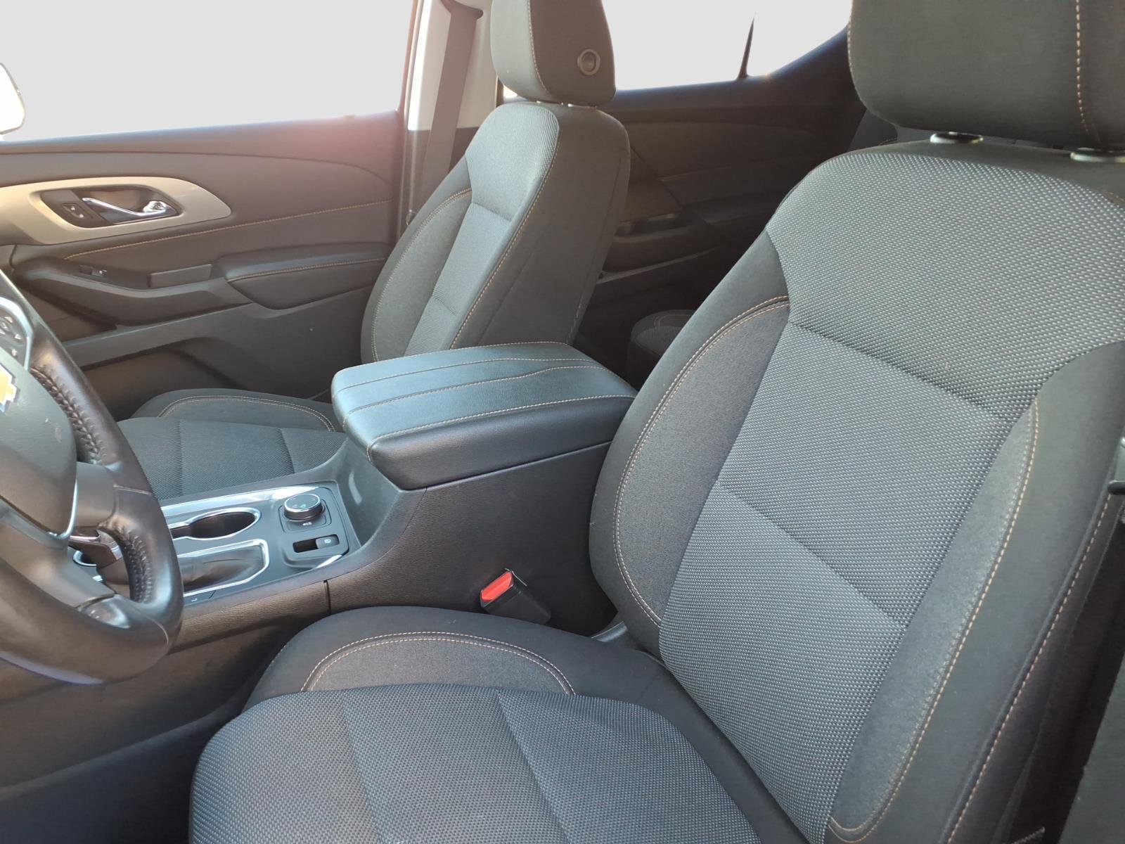 Certified 2021 Chevrolet Traverse LT image 12