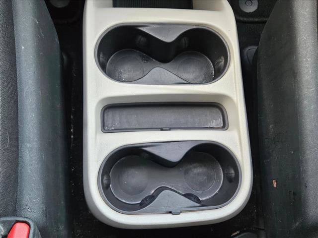 Used 2022 Chrysler Voyager LX image 12