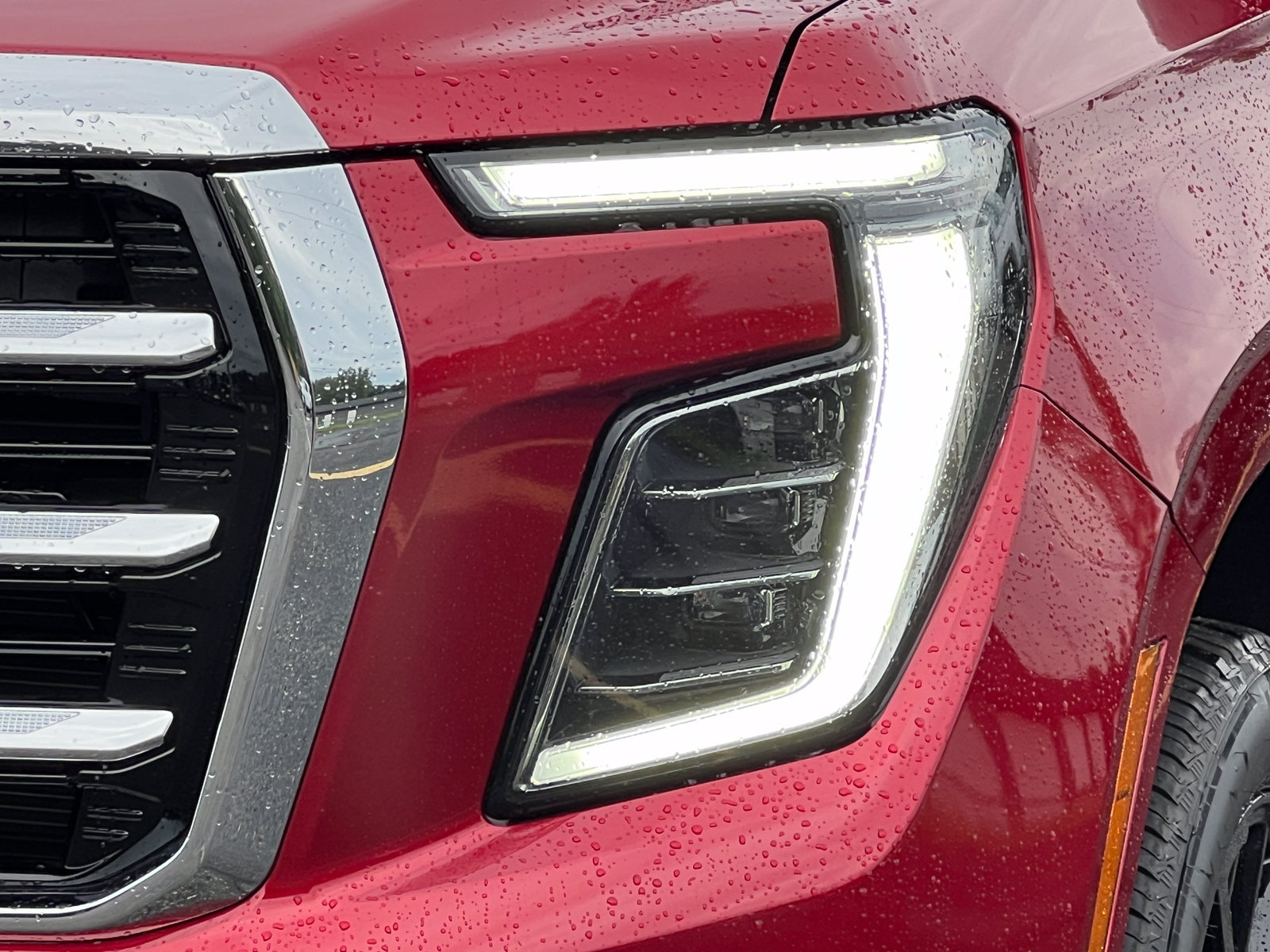 New 2026 GMC Yukon Elevation w/ LPO, Elevation Black Package AWD/4WD image 43