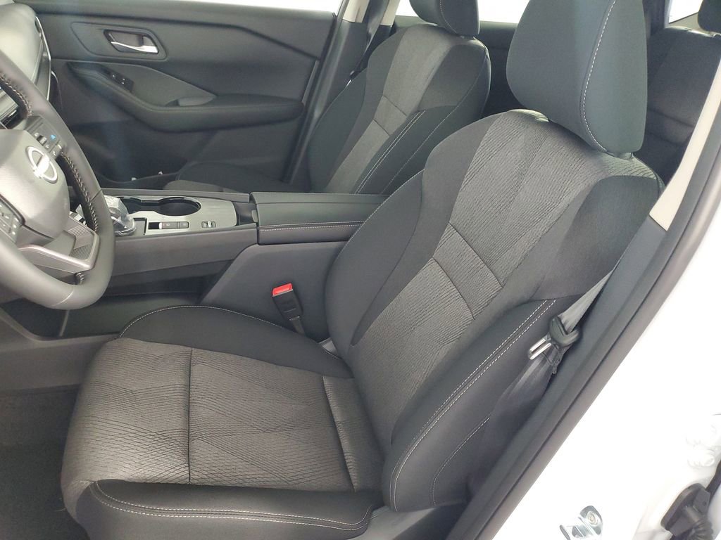 New 2026 Nissan Rogue SV image 12