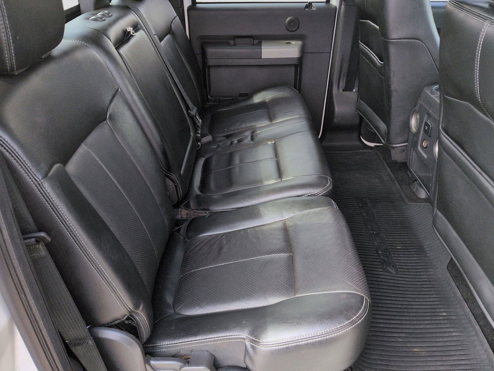 Used 2014 Ford F350 Lariat w/ Lariat Ultimate Package image 27