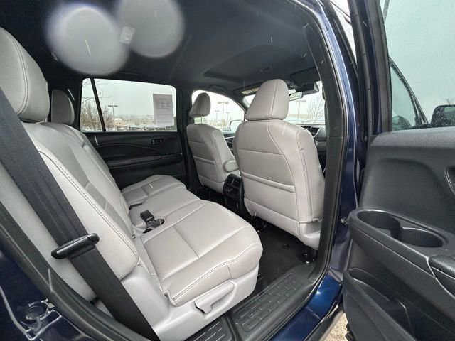 Used 2023 Honda Passport EX-L image 27