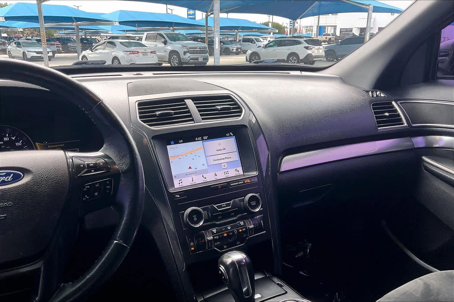 Used 2019 Ford Explorer XLT w/ Equipment Group 202A FWD image 7