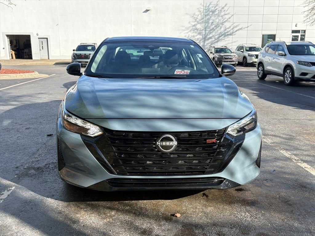 Used 2025 Nissan Sentra SR w/ Midnight Edition FWD image 3