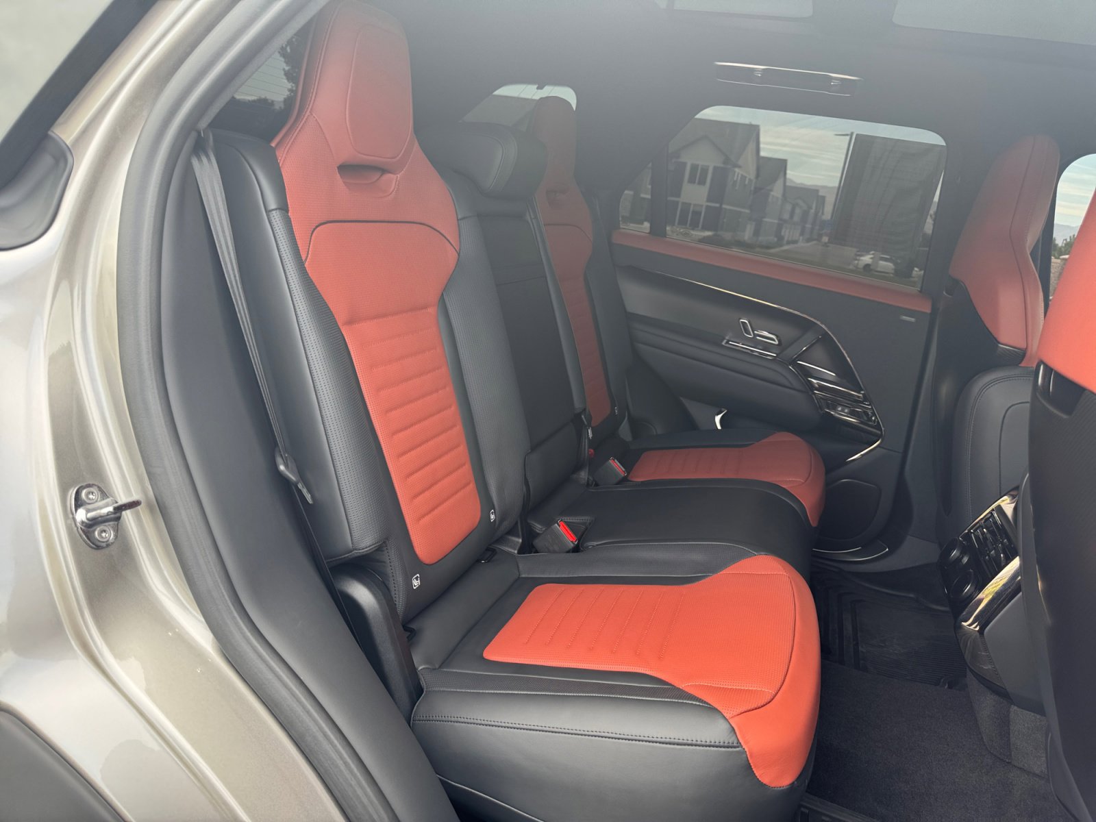 Used 2024 Land Rover Range Rover Sport AWD/4WD image 19