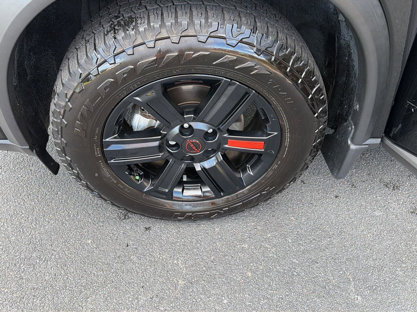 Used 2025 Nissan Rogue SV AWD/4WD image 37