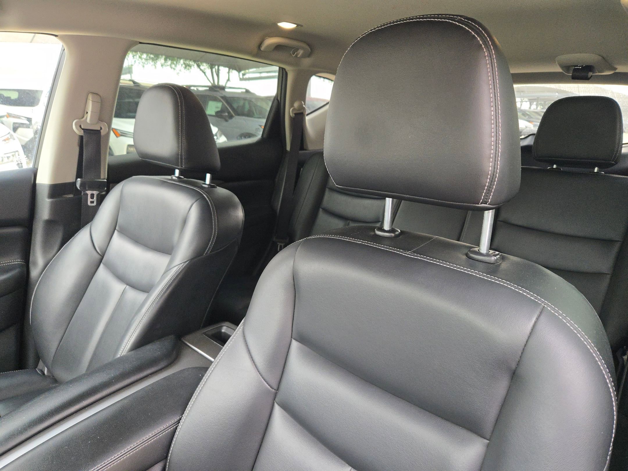 Used 2023 Nissan Murano SV FWD image 9