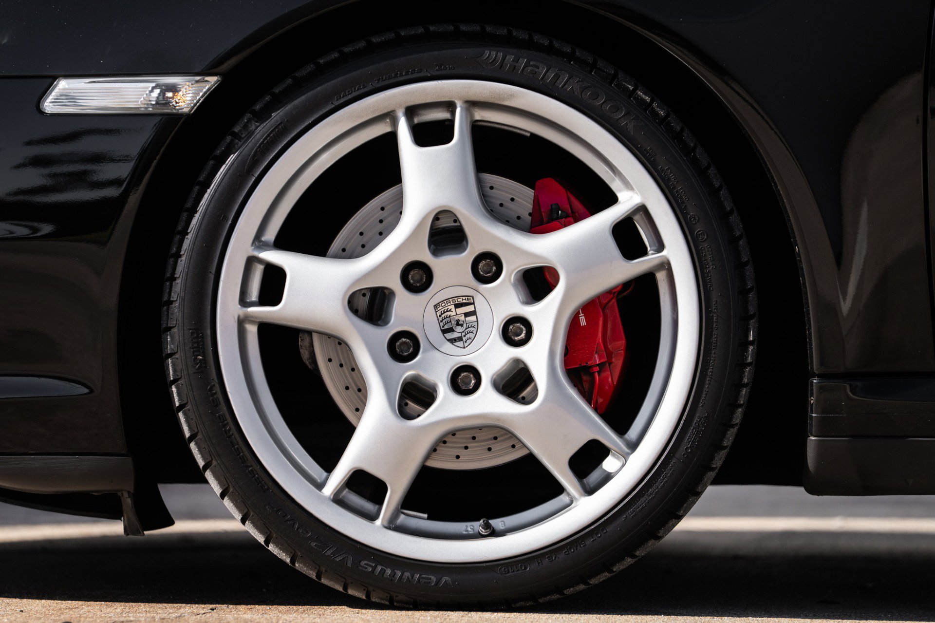 Used 2006 Porsche 911 Carrera 4S image 39