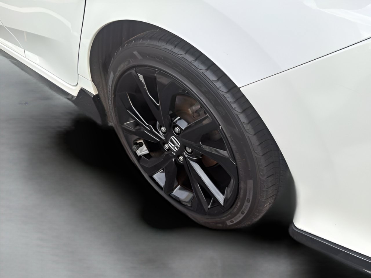 Used 2019 Honda Civic Sport Touring image 16