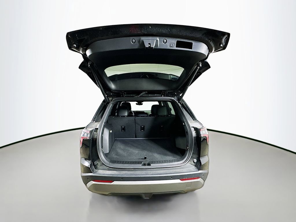 Used 2025 Chevrolet Equinox LT w/ Convenience Package II image 33