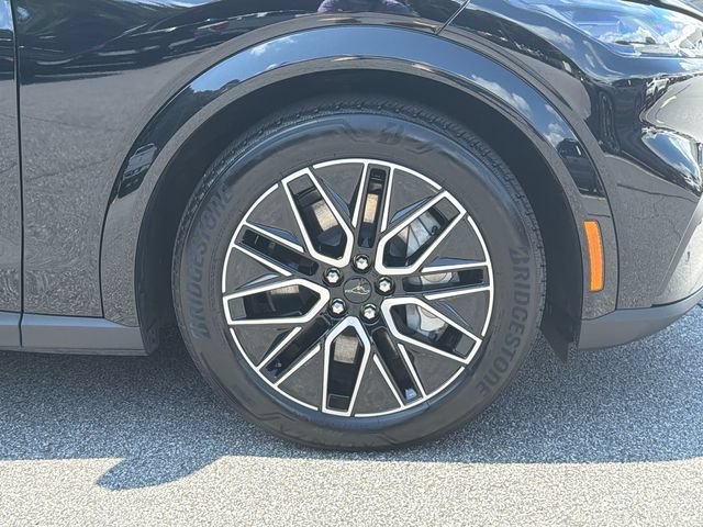 Used 2025 Ford Mustang Mach-E Premium AWD/4WD image 14