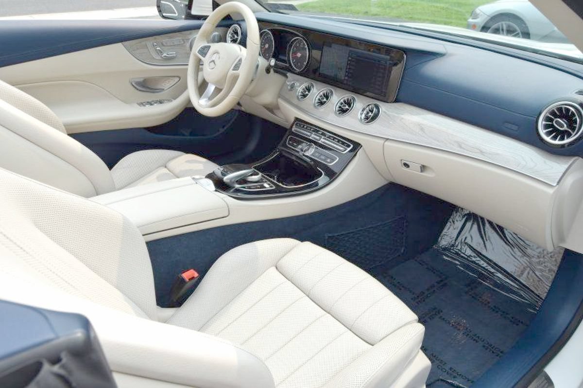 Used 2018 Mercedes-Benz E 400 4MATIC Cabriolet w/ Premium 2 Package (Q02) image 24