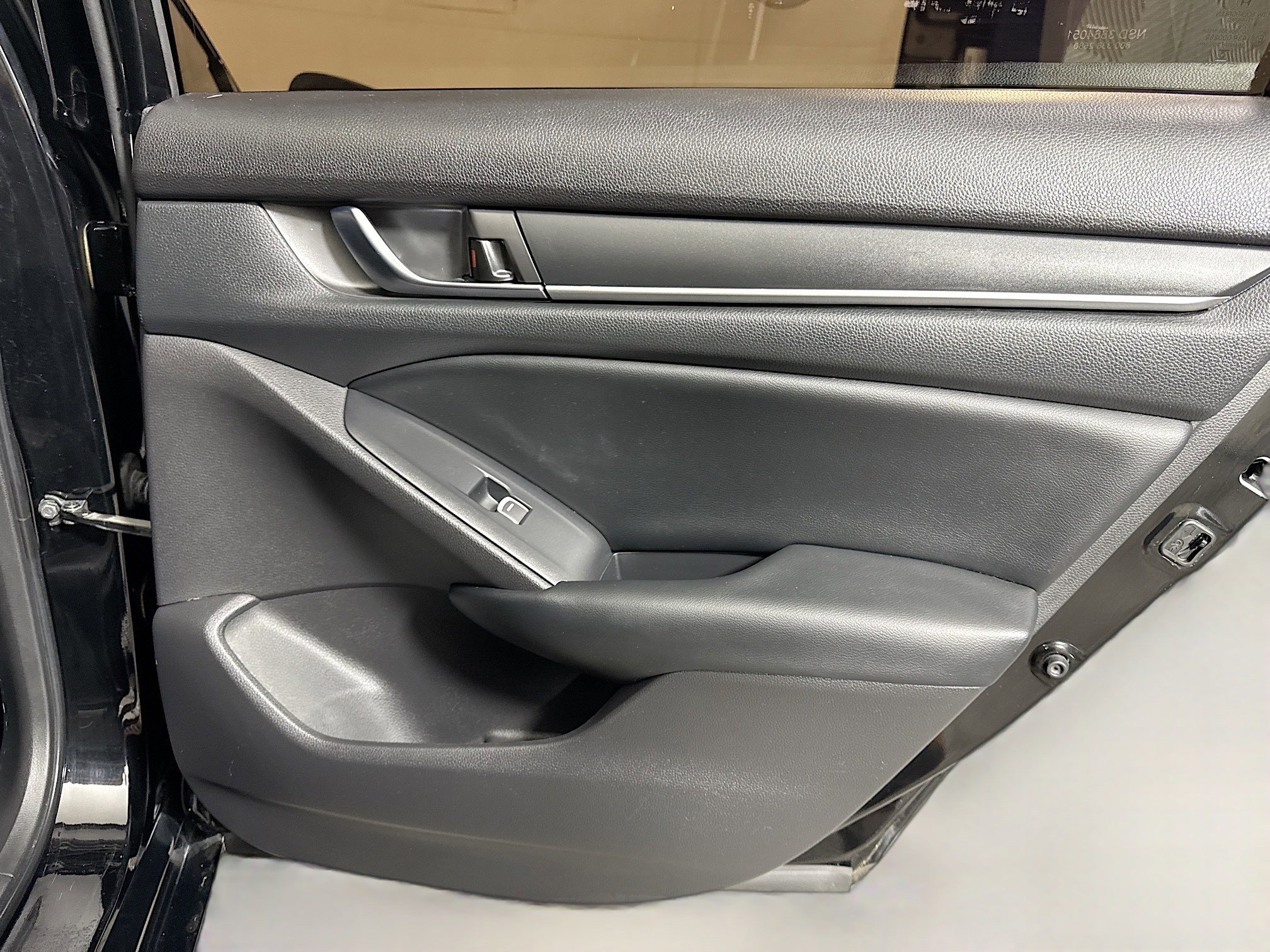 Used 2018 Honda Accord Sport image 28