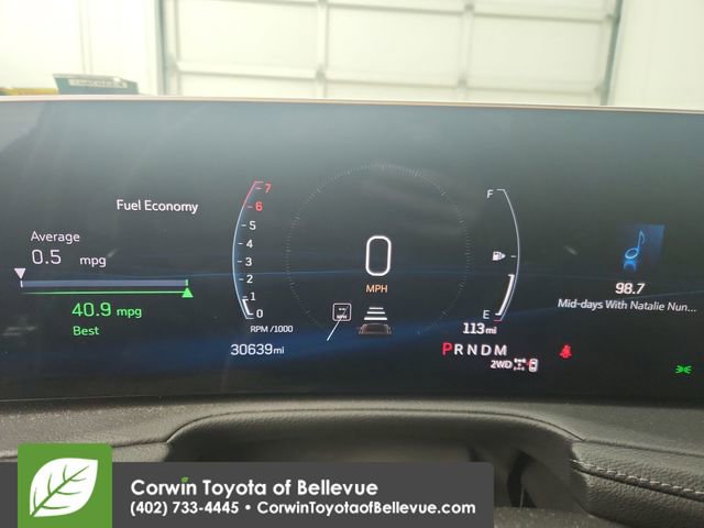 Used 2025 Cadillac XT4 Premium Luxury image 23